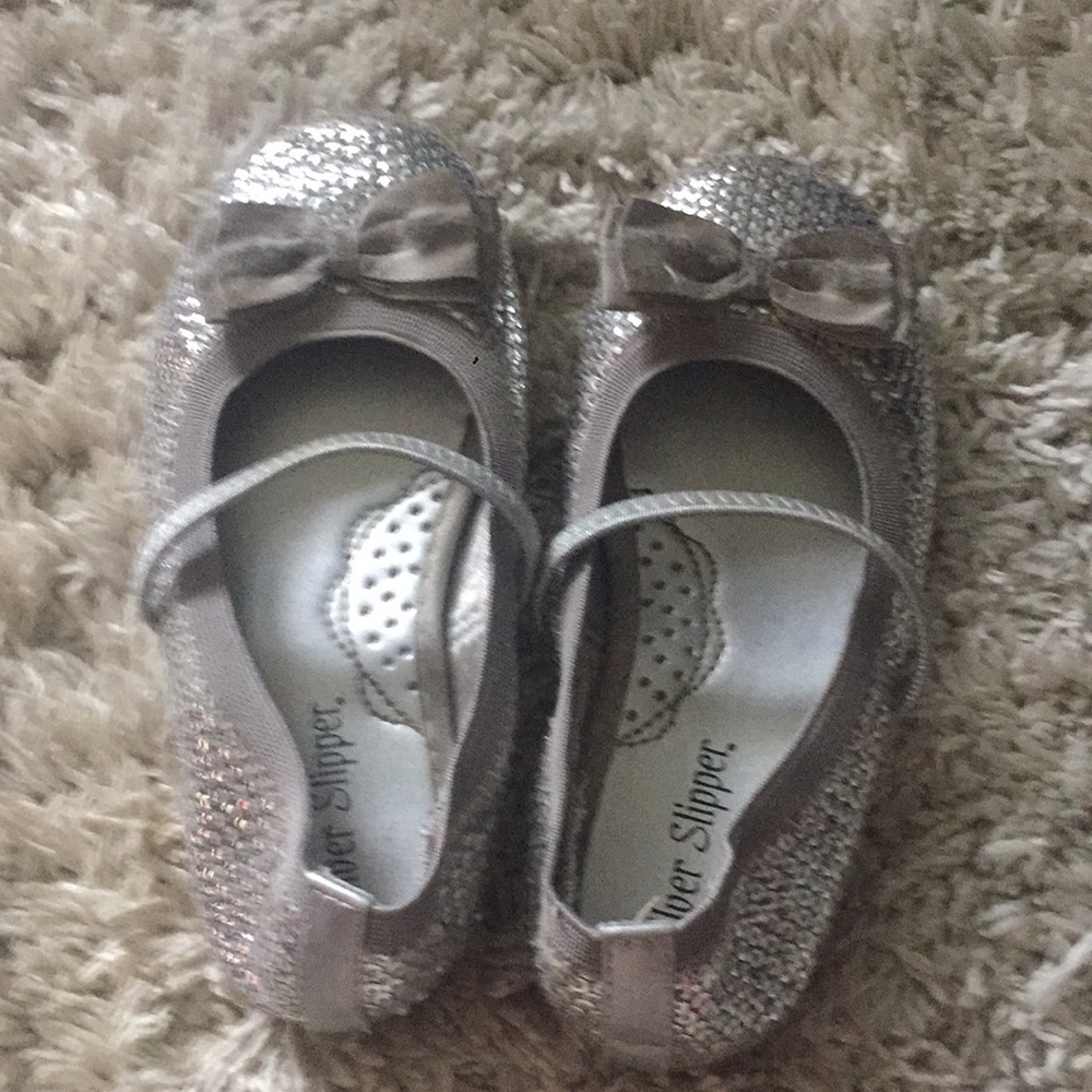 Silver slipper flats